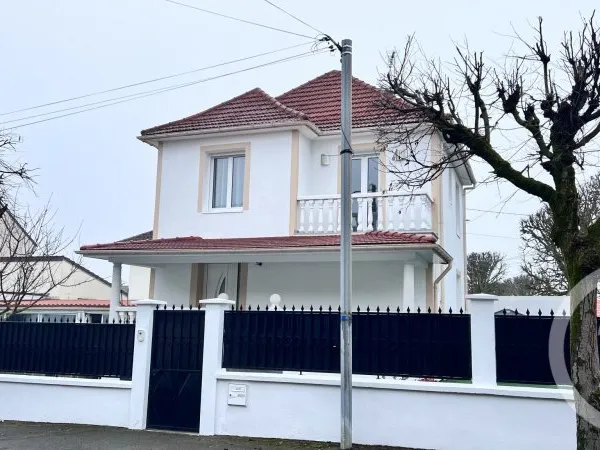 Maison 4 pièces 161 m²