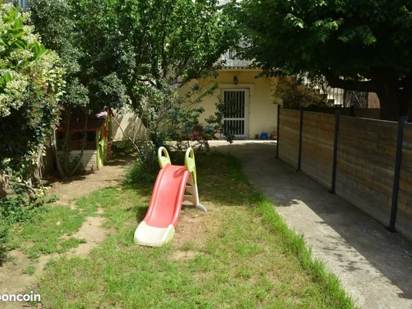 Maison avec jardin