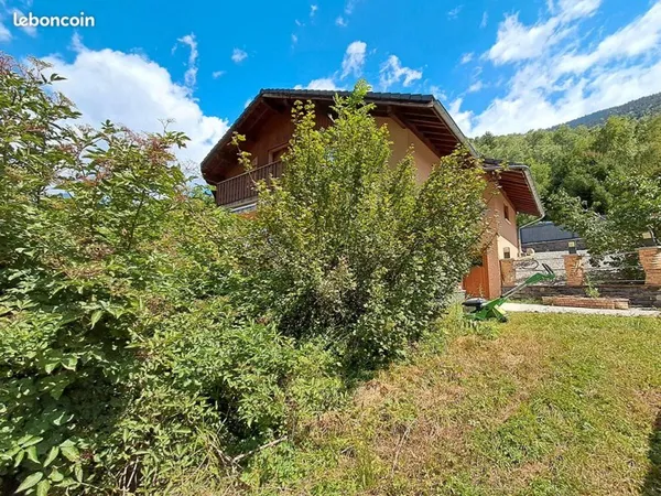 Maison 6 pièces 153 m²