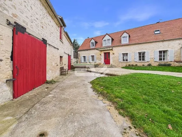 Maison 6 pièces 230 m²