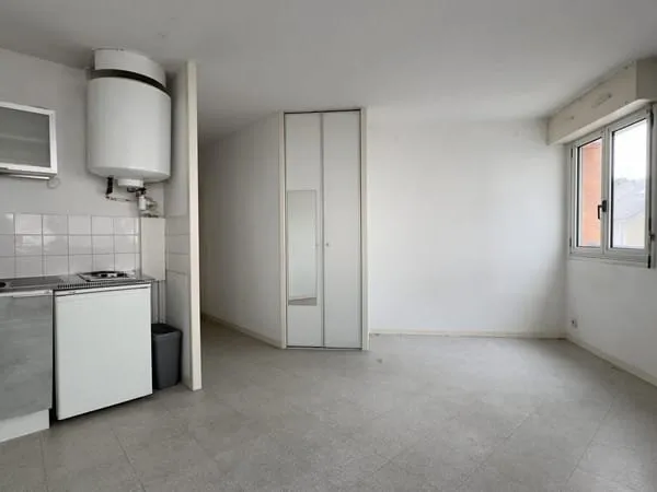 Agréable Studio dans Quartier Résidentiel