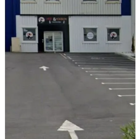 Local commercial 200m2 emplacement strategique