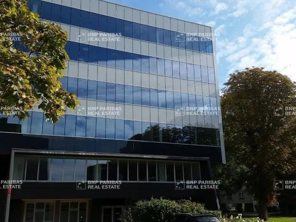Bureaux 117 m²