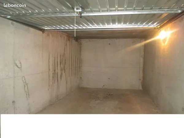 Location garage fermé