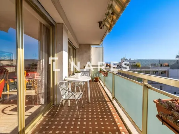 LA TOILE BLANCHE - Appartement T3 de 95m2 - Balcon 12m2 - Parking - 13001 SAINT-CHARLES