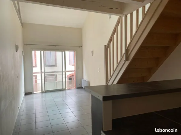 ALBI, appartement T2 en duplex