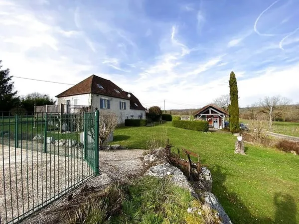 Maison 9 pièces 162 m²