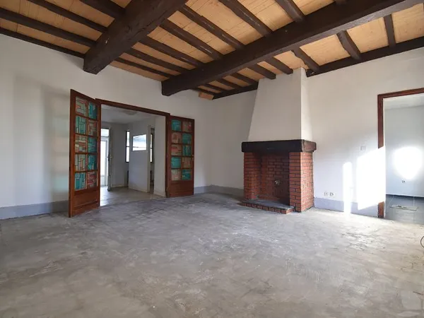 Maison semi-individuelle, 2 pièces, véranda, jardin, garage