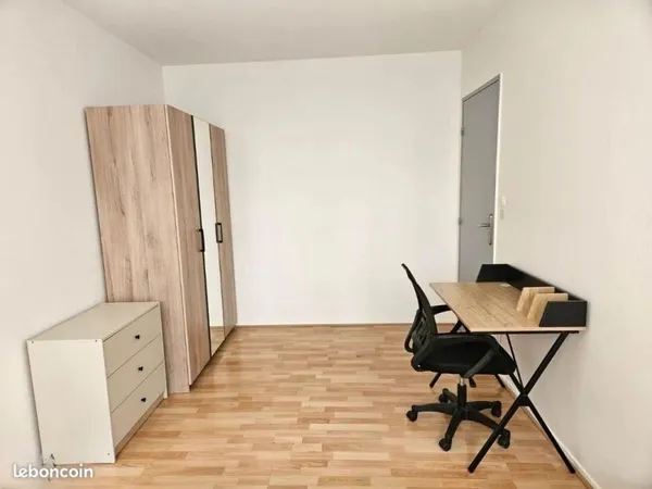 Chambre 1 pièce 10 m²