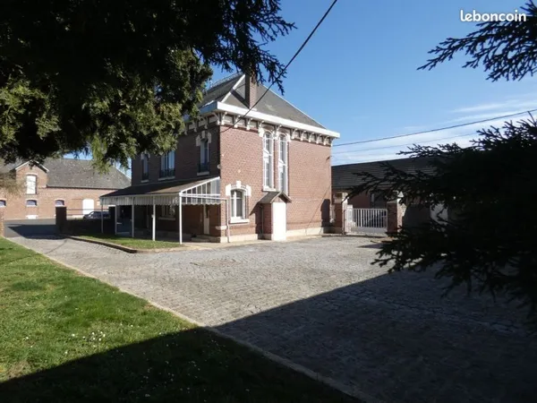 Maison 6 pièces 206 m²
