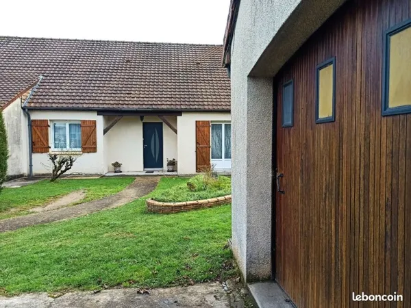 Pavillon et ses 2 garages