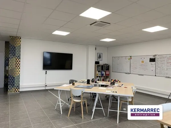 Bureaux 74 m²