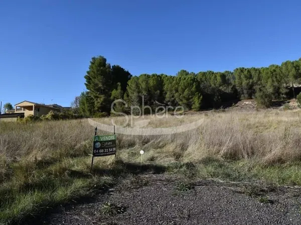 Terrain constructible viabilisé 2990m²