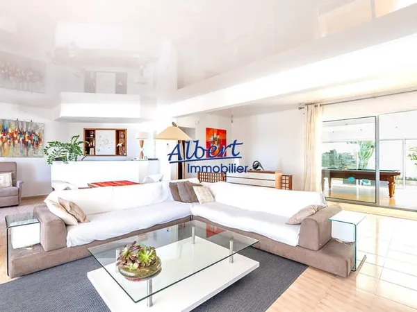 Villa Sanary Sur Mer 7 pièce(s) 310.48 m2