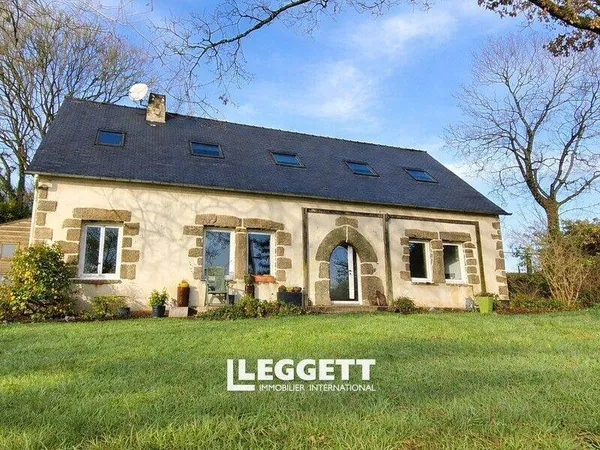 Maison 10 pièces 220 m²