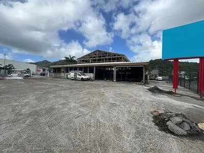 local commercial / Activité Le Robert 900 m2