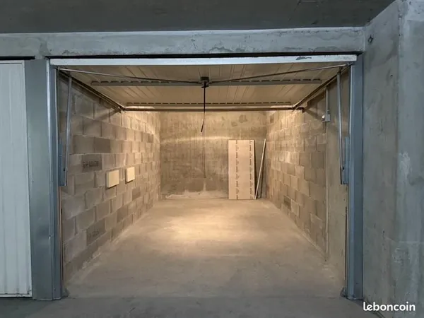 Garage a vendre