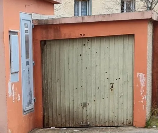 Stationnement Location Avignon   70€