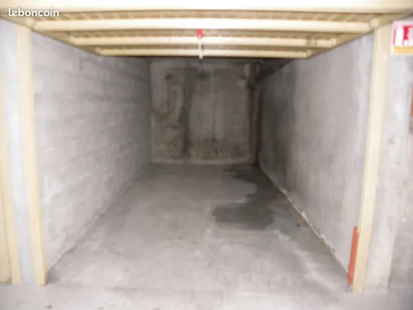 Garage individuel fermé