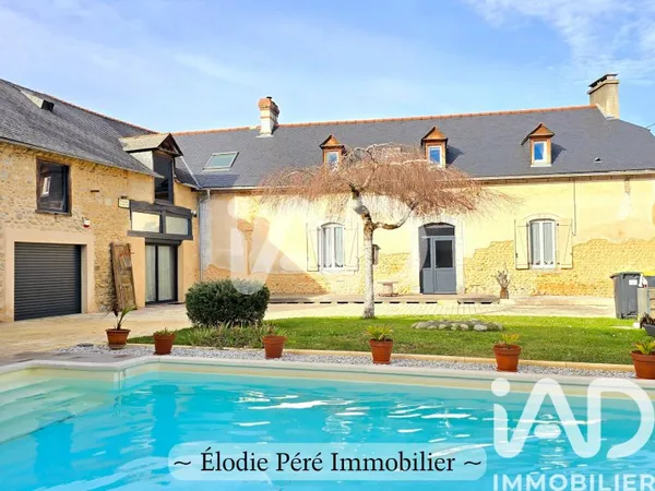 Maison 10 pièces 300 m²
