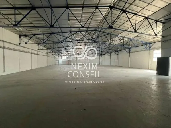 Local d'activité 2511 m²