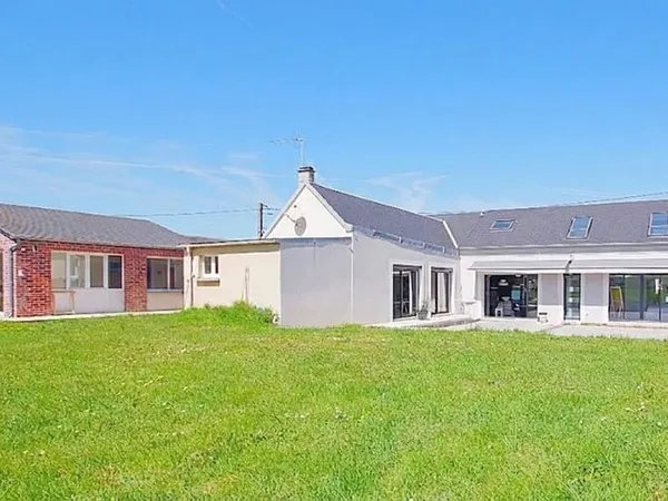 Maison 8 pièces 263 m²