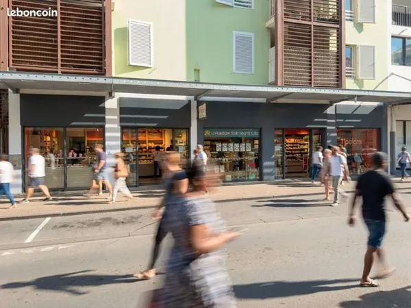 Local commercial 92 m² SAINT PIERRE