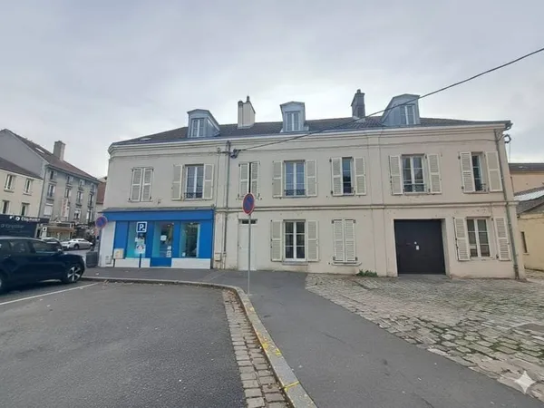 Immeuble 378 m²