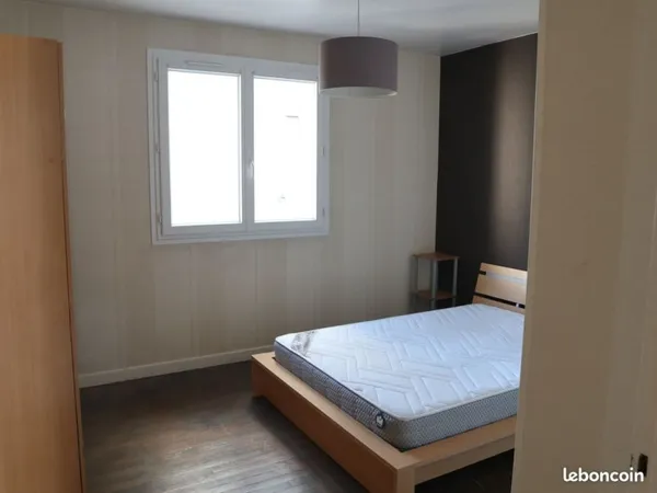 T2 49m² très lumineux quartier des Eaux-Claires