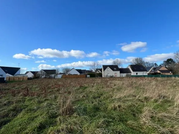 Terrains constructibles entre 321 m² et 524 m²