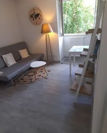 Beau studio meublé 18 m²