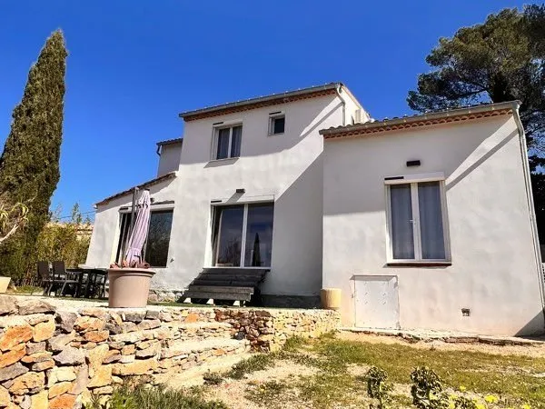 Villa 150 m² avec vue exceptionnelle terrain, 1250 m² à Tourves w