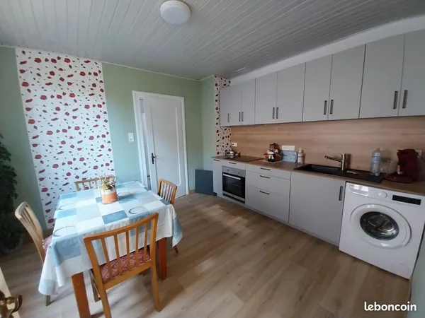 Maison individuelle avec deux appartements indépendants