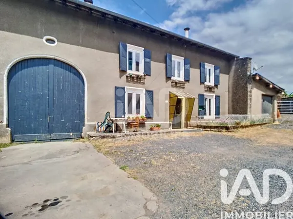 Bâtiment 161 m²