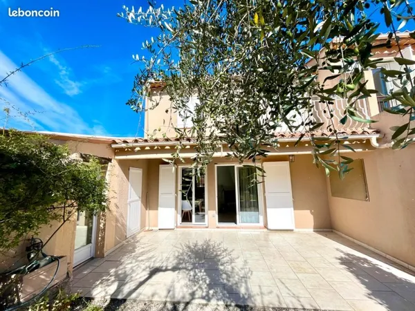 Maison avec jardin proche écoles Devens et Mougins school