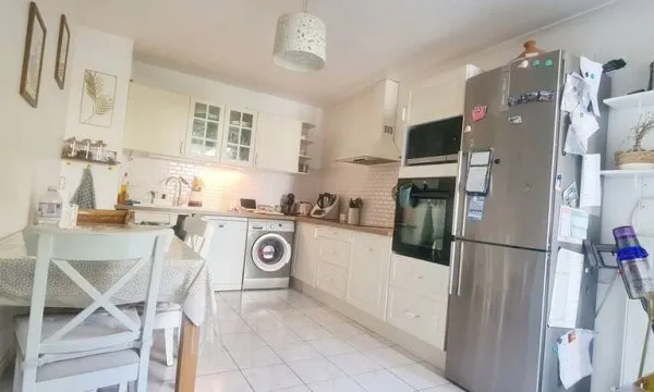 Appartement 4 pièces 84 m²