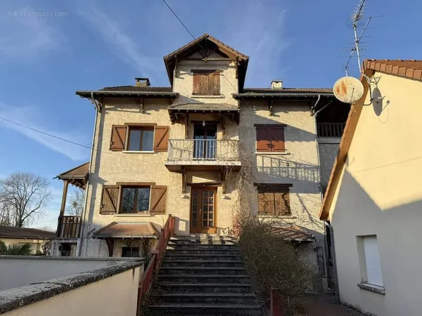 TROYES - Appartement T2 40m2 + garage