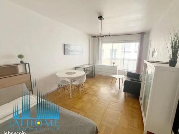 Studio 1 pièce 29 m²