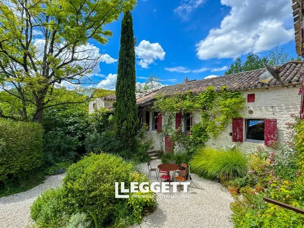 Maison 9 pièce(s), MONTCUQ-EN-QUERCY-BLANC