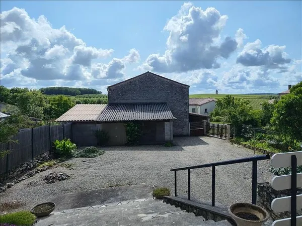 Maison 7 pièces 230 m²
