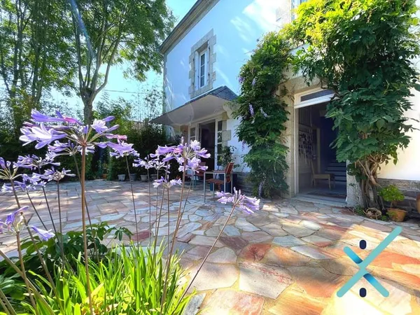 Maison 11 pièces 280 m²