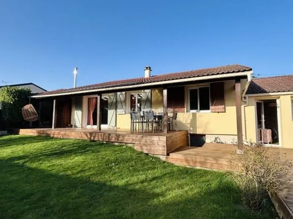 Maison de plain-pied 6 pièces 110 m²