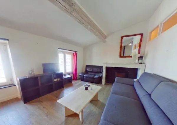 STUDIO MEUBLE // RUE SALA // LYON 2