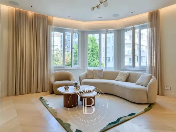 Lyon 6 - Duquesne - Appartement de 157 m² - 4 chambres - Garage