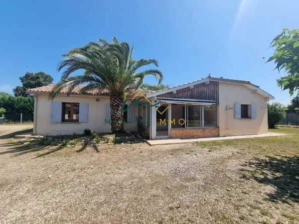 A VENDRE MAISON PLAIN PIED SAINTE-BAZEILLE