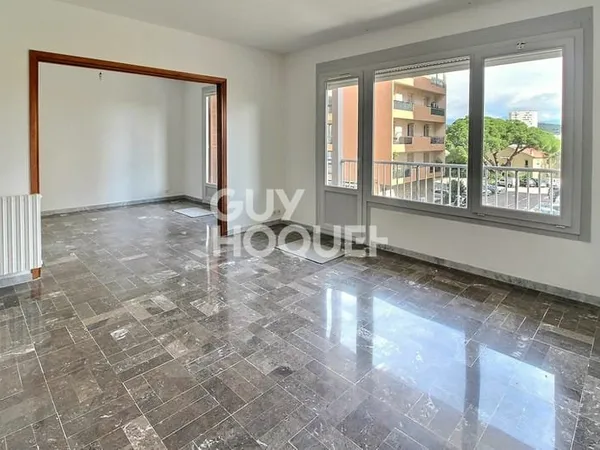 Appartement 4 pièce(s) 99 m2