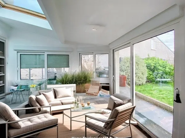 A VENDRE VILLEVAUDE (77) GRANDE MAISON BRIARDE DE 256 M2 AVEC CACHET ET TRAVAUX - 11 pièces - 357 m²