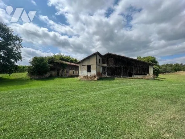 Maison 3 pièces 479 m²