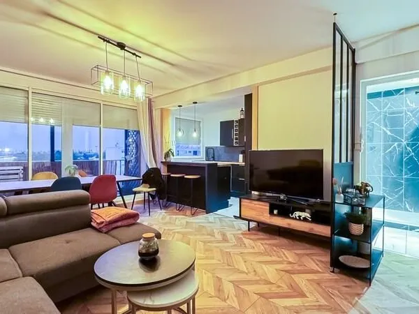 Appartement à vendre 4 pièces BRON (69)