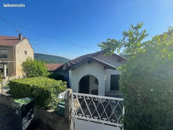 Particulier loue maison t3